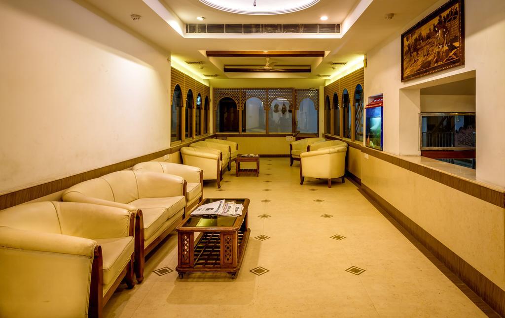 آغْرا Hotel Solitaire المظهر الخارجي الصورة